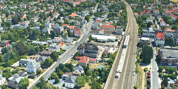 Schräges Satellitenbild - Radebeul (Google Earth)