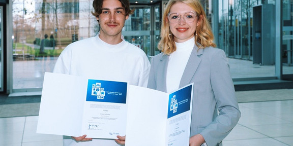 Gewinner Anna Waldoff und Vinzenz Rosemberg - NRW.BANK Studienpreis