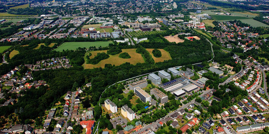 Das Bild zeigt den Campus Nord und Campus Sued von oben.