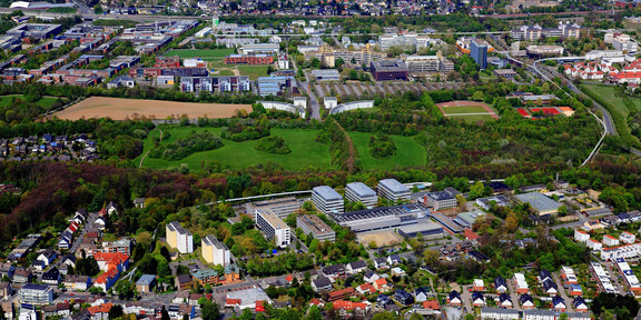 Luftbild Campus Nord und Sued Das Bild zeigt den Campus Nord und Campus Sued von oben.